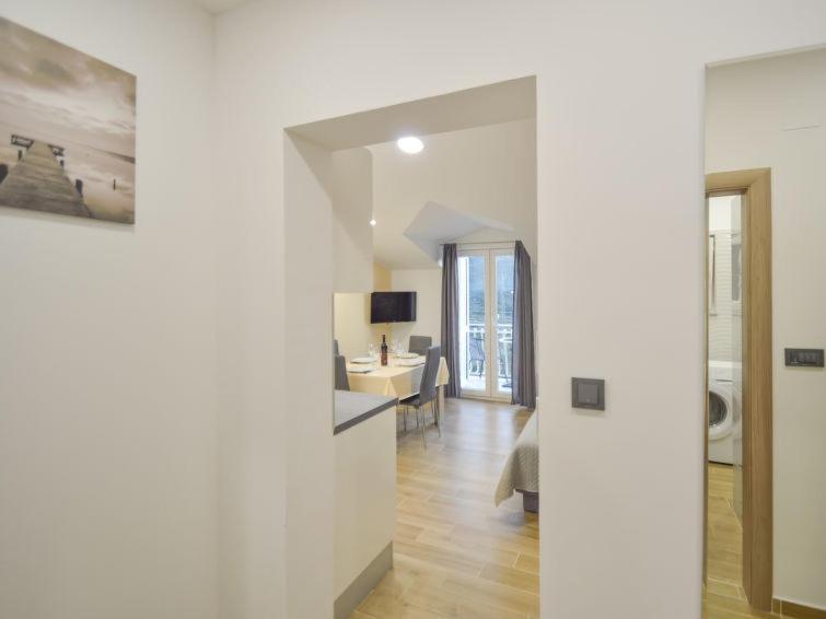 Apartment Ivana I Martina Grebastica Bagian luar foto